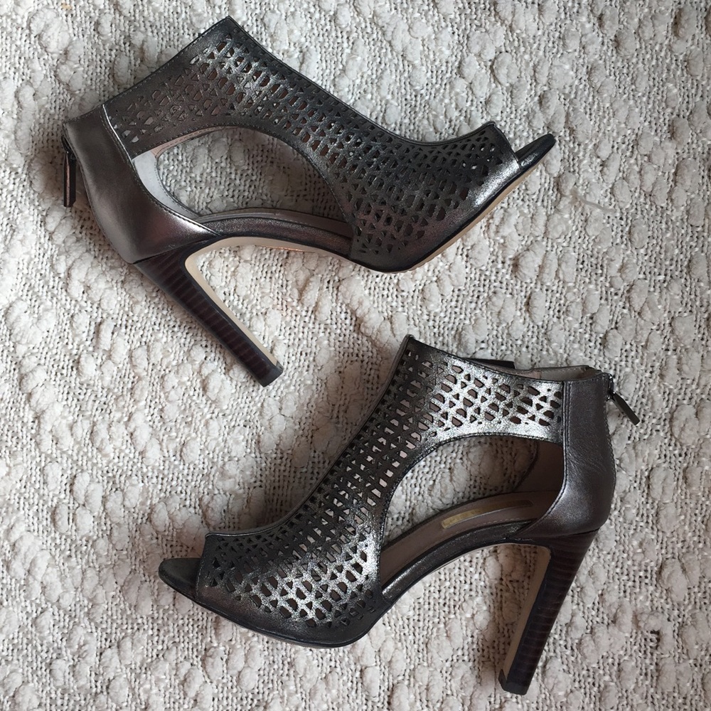 Louise et Cie pumps